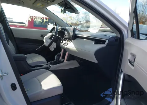 2024 Toyota Corolla Cross Le from USA, damaged, VIN 7MUCAABG1RV100960